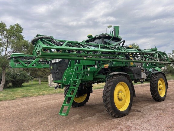 2022 John Deere 410R Sprayer/High Clearance