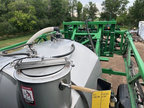 2022 John Deere 410R Sprayer/High Clearance