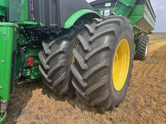 2020 John Deere 9420R Tractor 4WD