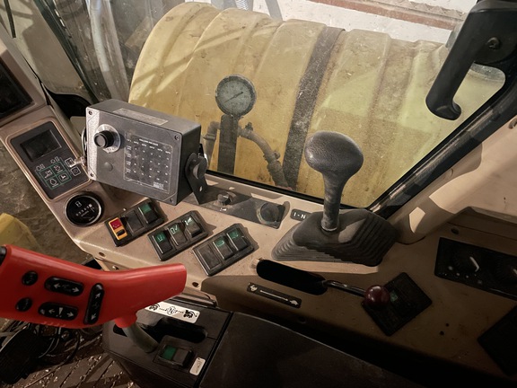 2000 John Deere 6850 Forage Harvester