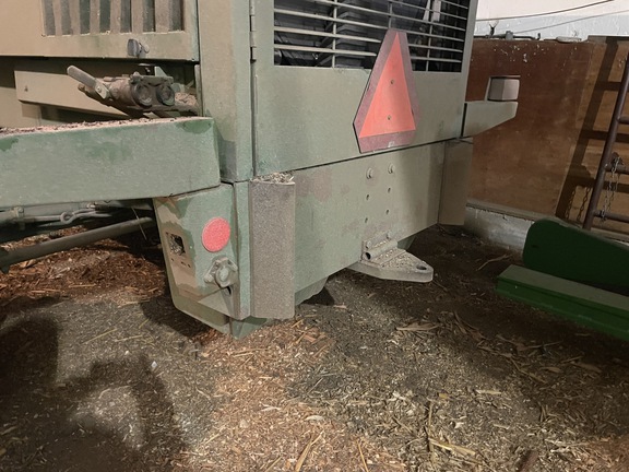 2000 John Deere 6850 Forage Harvester