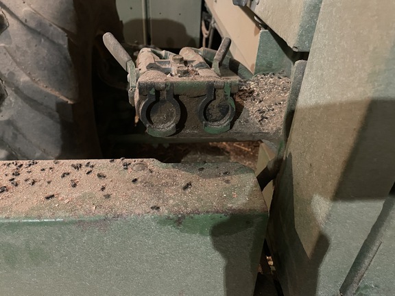 2000 John Deere 6850 Forage Harvester