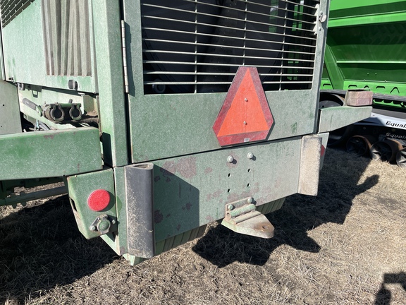 2000 John Deere 6850 Forage Harvester