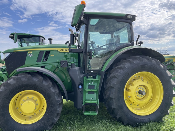 2025 John Deere 6R 195 Tractor