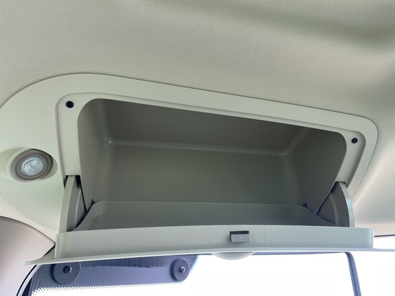 2025 John Deere 6R 195 Tractor