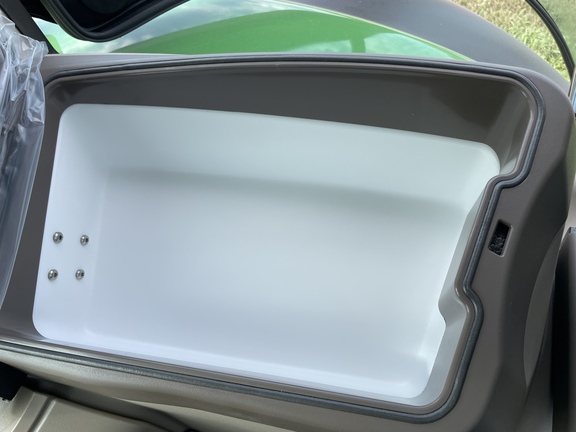 2025 John Deere 6R 195 Tractor