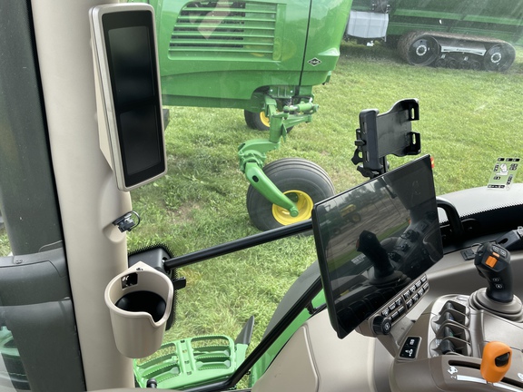 2025 John Deere 6R 195 Tractor