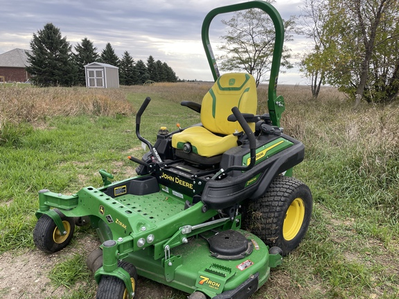 2025 John Deere Z950M Mower/Zero Turn