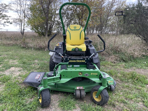 2025 John Deere Z950M Mower/Zero Turn