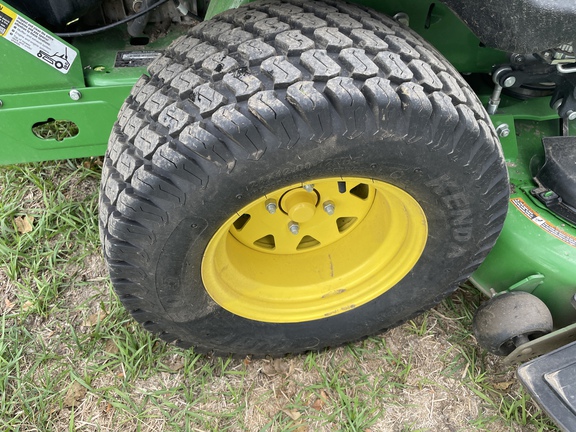 2025 John Deere Z950M Mower/Zero Turn