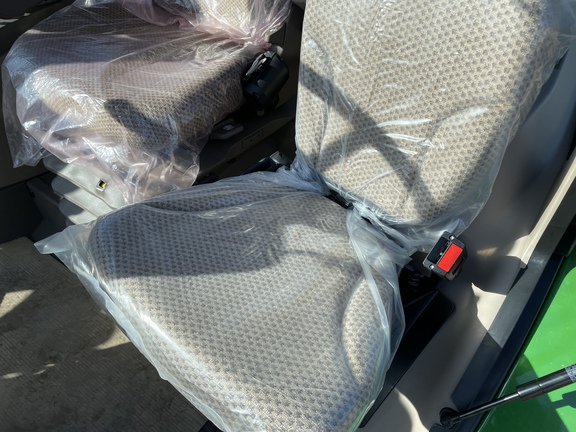 2024 John Deere 6R 195 Tractor