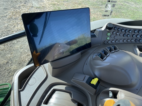 2024 John Deere 6R 195 Tractor