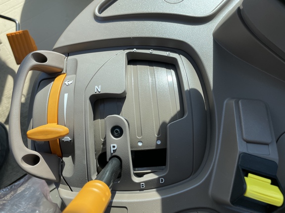 2024 John Deere 6R 195 Tractor