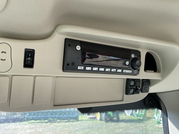 2024 John Deere 6R 195 Tractor