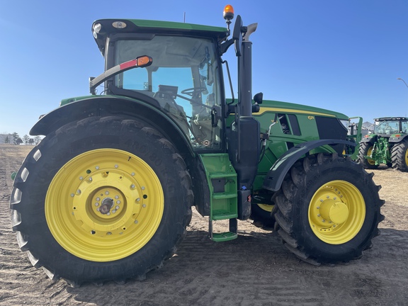 2024 John Deere 6R 195 Tractor