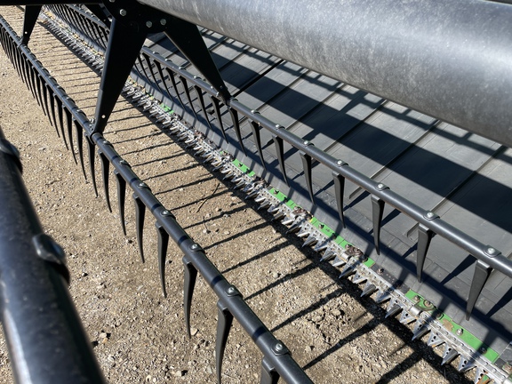 2017 John Deere 640FD Header Combine