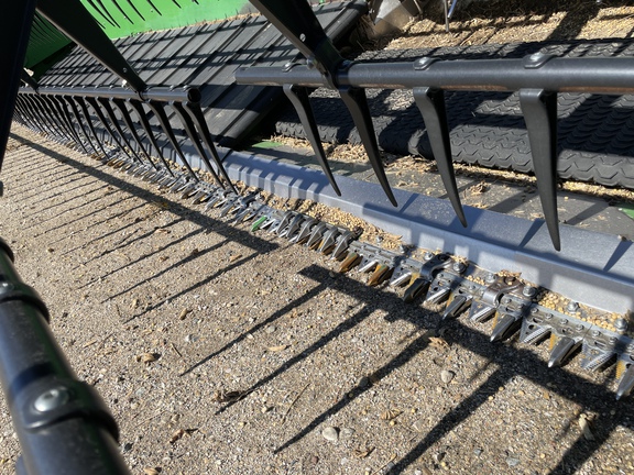 2017 John Deere 640FD Header Combine