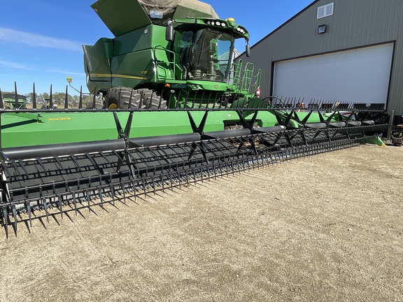 2017 John Deere 640FD Header Combine