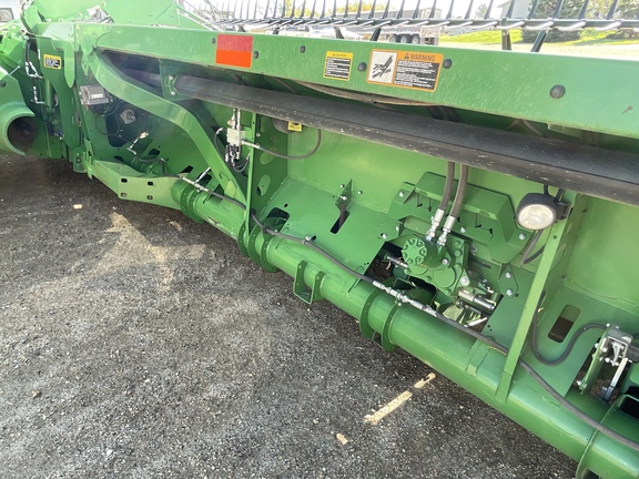 2017 John Deere 640FD Header Combine