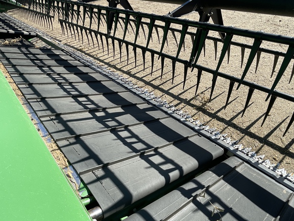 2017 John Deere 640FD Header Combine