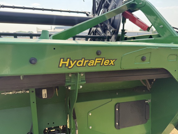 2017 John Deere 640FD Header Combine