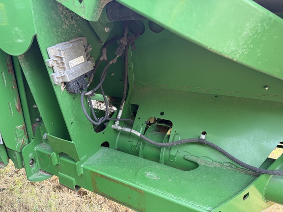 2017 John Deere 640FD Header Combine