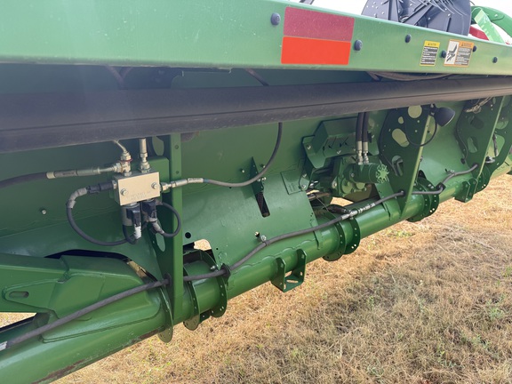 2017 John Deere 640FD Header Combine