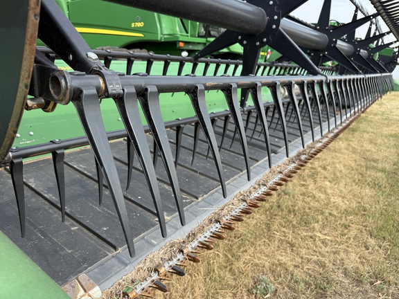 2017 John Deere 640FD Header Combine
