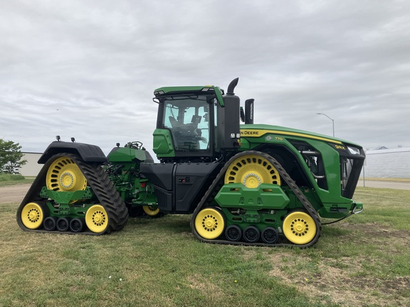 2025 John Deere 9RX 770 Tractor Rubber Track