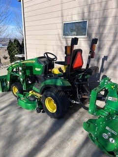 2019 John Deere 1025R Tractor Compact