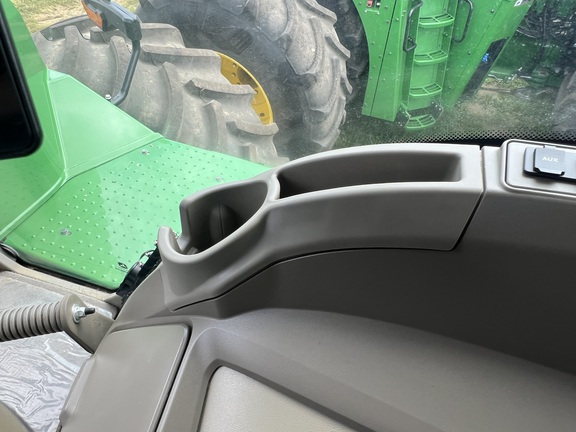 2024 John Deere 9R 590 Tractor 4WD