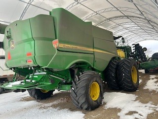 2022 John Deere S770 Combine
