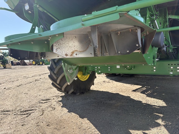 2022 John Deere S770 Combine