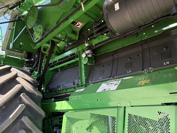2022 John Deere S770 Combine