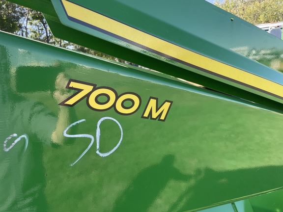 2025 John Deere 7R 250 Tractor