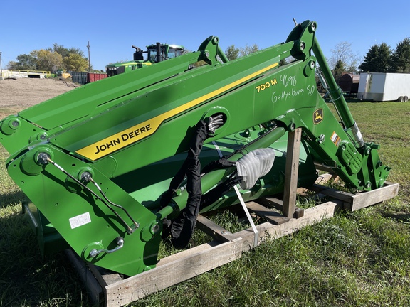 2025 John Deere 7R 250 Tractor