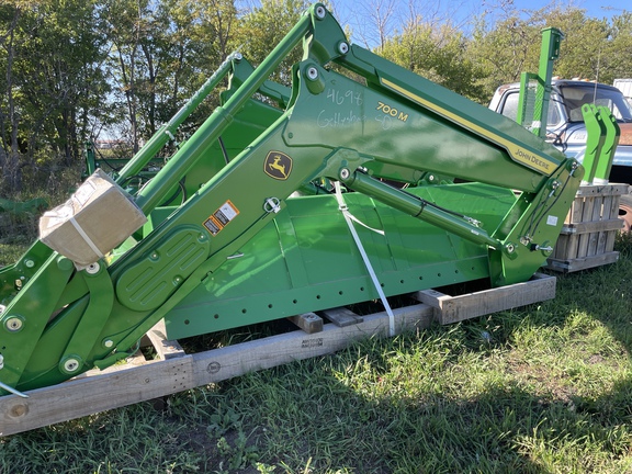 2025 John Deere 7R 250 Tractor