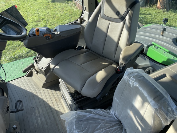 2025 John Deere 9RX 540 Tractor Rubber Track