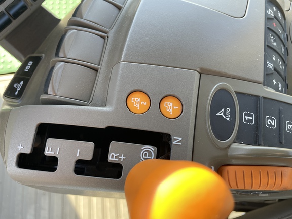 2025 John Deere 9RX 540 Tractor Rubber Track