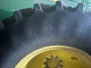 2015 John Deere S680 Combine