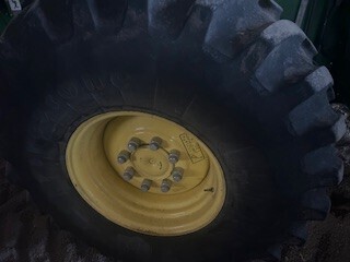 2015 John Deere S680 Combine