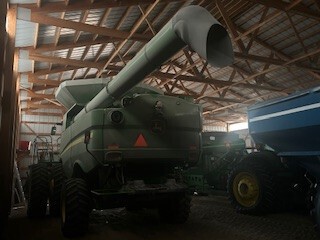 2015 John Deere S680 Combine