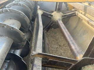 2000 Misc 3036 Feed Wagon