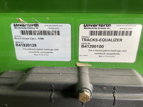 2022 Brent 1596 Grain Cart