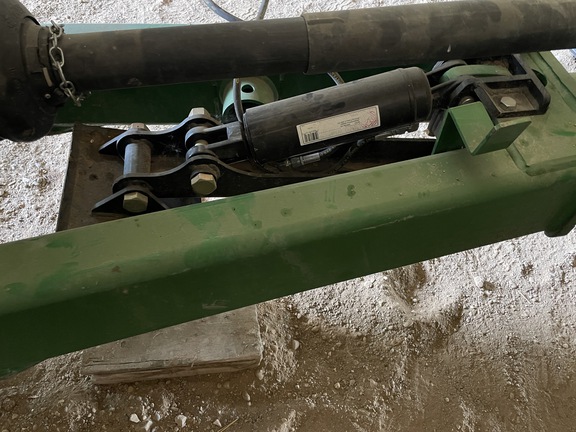 2022 Brent 1596 Grain Cart