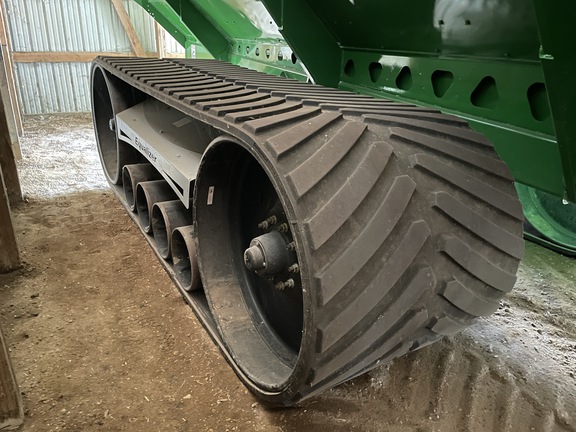 2022 Brent 1596 Grain Cart