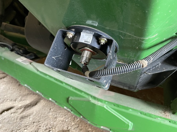 2022 Brent 1596 Grain Cart