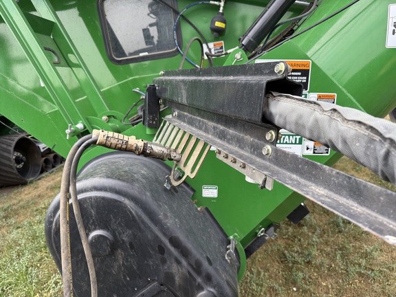 2022 Brent 1596 Grain Cart