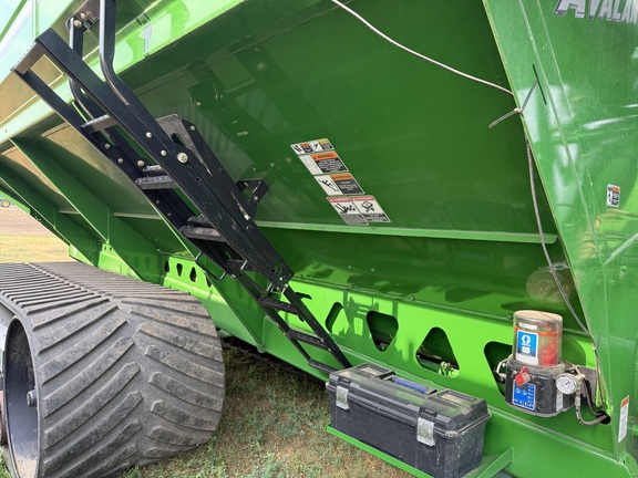 2022 Brent 1596 Grain Cart