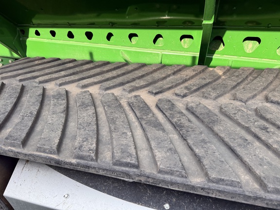 2022 Brent 1596 Grain Cart